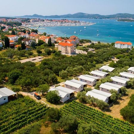 Luxury Mobile Homes Liza2 Biograd Na Moru Bagian luar foto
