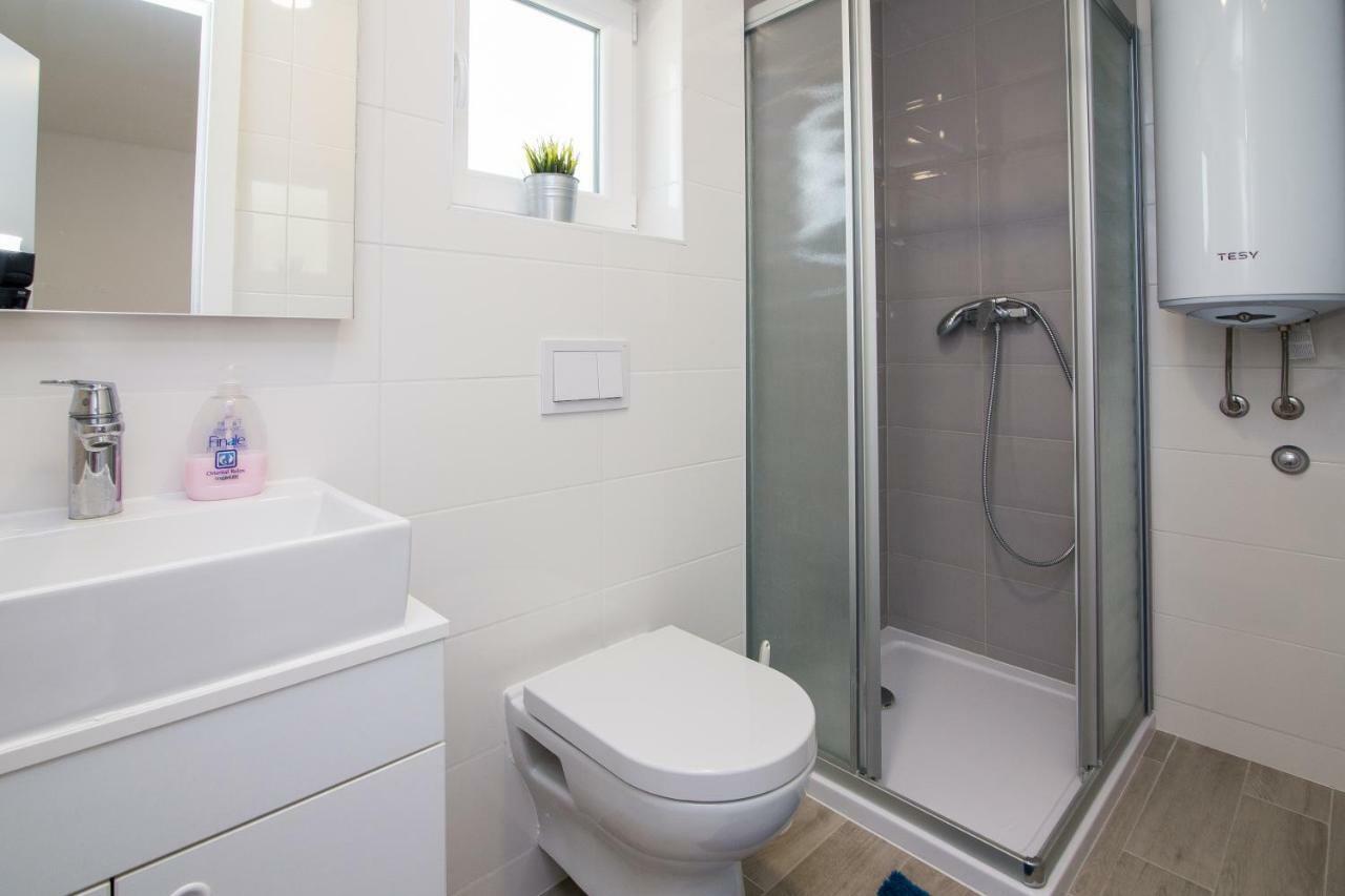 Luxury Mobile Homes Liza2 Biograd Na Moru Bagian luar foto